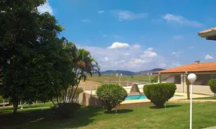 Chácara com 3 dormitórios, 680 m² - venda por R$ 2.100.000,00 ou aluguel por R$ 7.750,00/mês - Barreiro - Taubaté/SP
