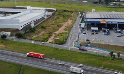 Área à venda, 16000 m² por R$ 16.000.000,00 - Terra Nova - Taubaté/SP