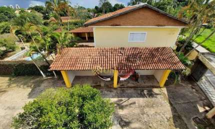 Chácara com 4 dormitórios à venda, 1047 m² por R$ 950.000,00 - Guedes - Tremembé/SP