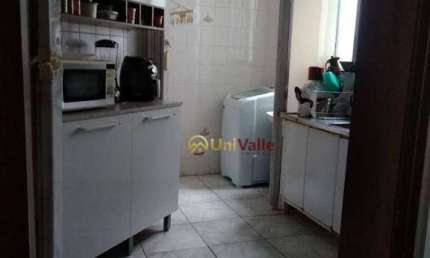 Apartamento com 3 dormitórios para alugar, 66 m² por R$ 2.200/mês - Edifício Independência - Taubaté/SP