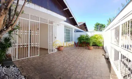 Casa com 3 dormitórios à venda, 157 m² por R$ 600.000 - Jardim Santa Clara - Taubaté/SP