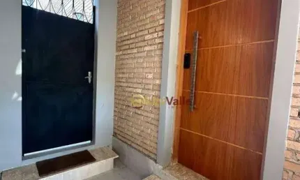 Casa com 4 dormitórios à venda, 166 m² por R$ 657.200 - Centro - Taubaté/SP