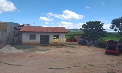 Chácara com 2 dormitórios à venda, 2000 m² por R$ 310.000,00 - Vila Quirino - Caçapava/SP