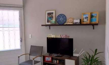 Casa com 2 dormitórios à venda, 70 m² por R$ 340.000,00 - Piracangaguá - Taubaté/SP