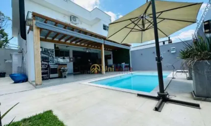 Casa com 3 dormitórios à venda, 220 m² por R$ 1.275.000,00 - Campos do Conde Louvre - Tremembé/SP