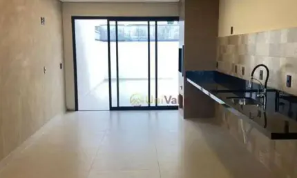 Casa com 3 dormitórios à venda, 152 m² por R$ 880.000 - Jardim Oasis - Taubaté/SP