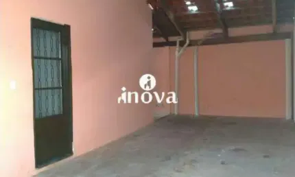 Casa à venda, 2 quartos, 1 vaga, Maracanã, Jardim - Uberaba/MG