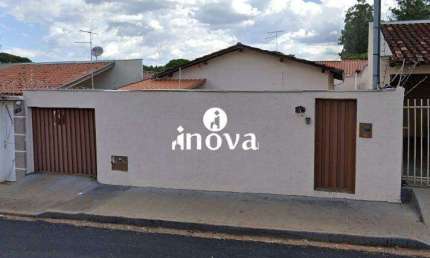 Casa à venda, 4 quartos, 1 suíte, 1 vaga, Santa Maria - Uberaba/MG