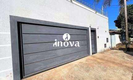 Casa à venda, 3 quartos, 1 suíte, 2 vagas, Estados Unidos - Res. - Uberaba/MG