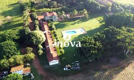 Chácara / Sítios à venda, 14 quartos, Rural - Planura/MG