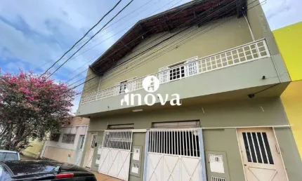 Casa à venda comercial ou residencial, 5 quartos, 1 suíte, 3 vagas, São Benedito - Uberaba/MG