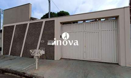 Casa à venda, 2 quartos, 1 suíte, São Bento - Uberaba/MG