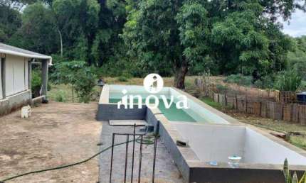 Chácara / Sítios à venda, 4 quartos, Recanto das Flores - Uberaba/MG