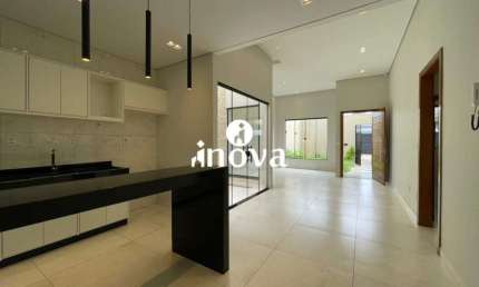 Casa à venda, 3 quartos, 2 suítes, 4 vagas, Laranjeiras, Parque das - Uberaba/MG