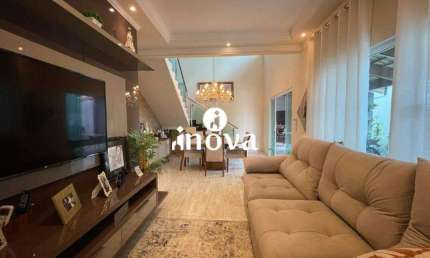 Casa à venda, 4 quartos, 2 suítes, 5 vagas, Vila Celeste - Uberaba/MG