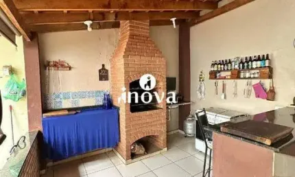 Casa à venda, 4 quartos, 2 suítes, 3 vagas, Santa Maria - Uberaba/MG