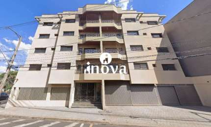 Apartamento à venda, 3 quartos, 1 suíte, 2 vagas, Vila Olímpica - Uberaba/MG