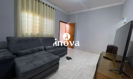 Casa à venda, 2 quartos, 1 vaga, Espanha, Residencial Jardim - Uberaba/MG
