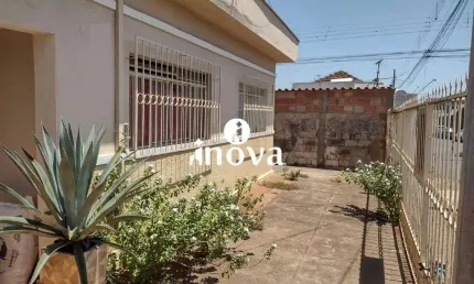 Casa à venda, 3 quartos, 1 vaga, Parque das Américas - Uberaba/MG