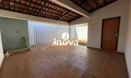 Casa à venda, 3 quartos, 1 suíte, 2 vagas, Boa Vista - Uberaba/MG
