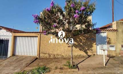 Casa para aluguel, 3 quartos, 1 suíte, 2 vagas, Manoel Mendes - Uberaba/MG