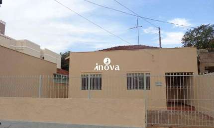 Casa à venda, 3 quartos, 2 vagas, Abadia - Uberaba/MG