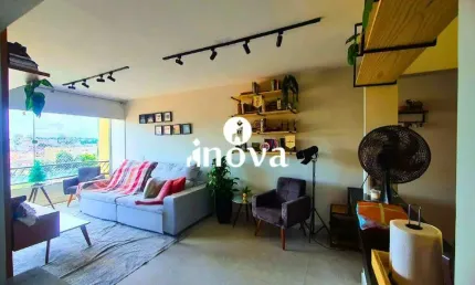 Apartamento à venda, 3 quartos, 1 suíte, 1 vaga, Fabrício - Uberaba/MG
