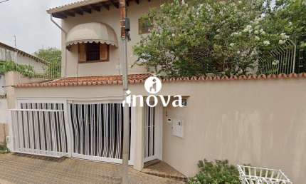 Casa à venda, 3 quartos, 1 suíte, 2 vagas, Estados Unidos - Uberaba/MG