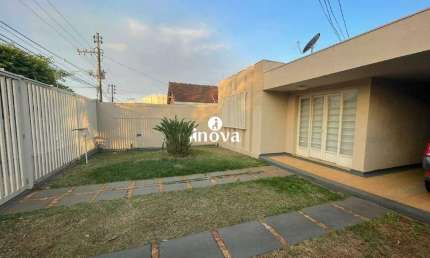 Casa à venda, 5 quartos, 1 suíte, 3 vagas, Mercês - Uberaba/MG