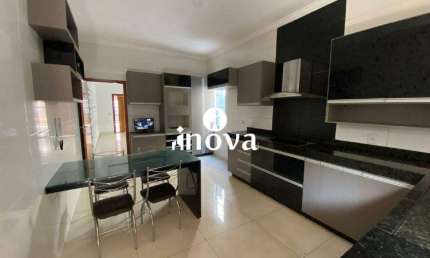 Casa com 2 quartos à venda no Parque das Laranjeiras, Uberaba 