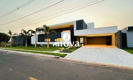 Casa Condomínio à venda, 3 quartos, 3 suítes, 4 vagas, Mário Franco - Condomínio - Uberaba/MG