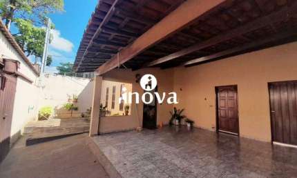 Casa com 3 quartos à venda no Residencial Estados Unidos, Uberaba 