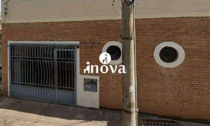 Casa com 5 quartos à venda no Fabrício, Uberaba 
