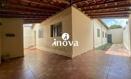 Casa com 4 quartos à venda no Boa Vista, Uberaba 