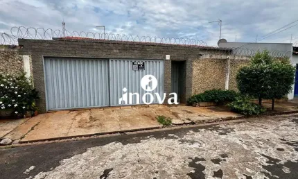Casa com 4 quartos à venda no Josa Bernardino I, Uberaba 