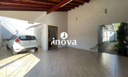 Casa com 3 quartos à venda no Jardim Elza Amuí I, Uberaba 