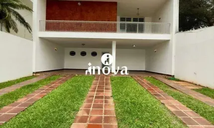 Casa com 4 quartos à venda no Abadia, Uberaba 