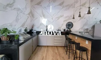 Casa com 4 quartos à venda no Mercês, Uberaba 