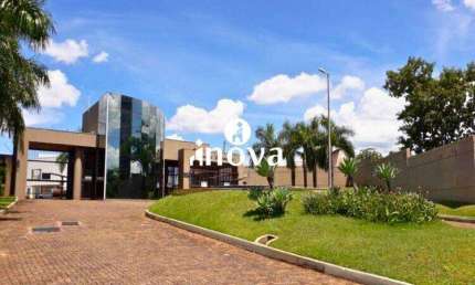 Casa em condomínio fechado com 3 quartos para alugar no Jardim do Lago, Uberaba 