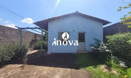 Casa à venda, 2 quartos, 2 vagas, marajó, jardim - uberaba/mg