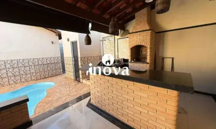 Casa com 3 quartos para alugar no Jardim Elza Amuí III, Uberaba 