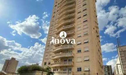 Apartamento com 4 quartos à venda no Centro, Uberaba 