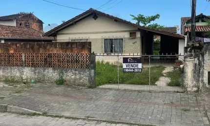 Terreno à venda no Jardim Iririú, Joinville 