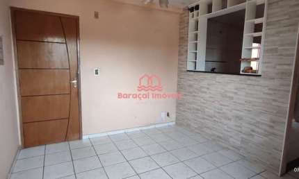 Apartamento 2 quartos, sala, cozinha, banheiro e garagem alugo Praia Grande