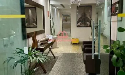 Apartamento à Venda em Vila Guilhermina, Praia Grande - SP