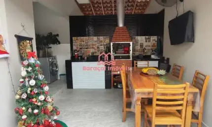 CASA A VENDA COM 3 QUARTOS 2 SUÍTES  BAIRRO MARACANÃ- PRAIA GRANDE -SP