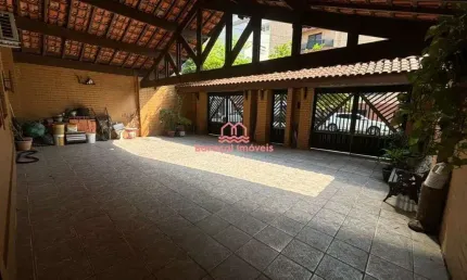 Casa com 3 Quartos  à venda, 300 m² por R$ 1.250.000 - Aviação - Praia Grande/SP
