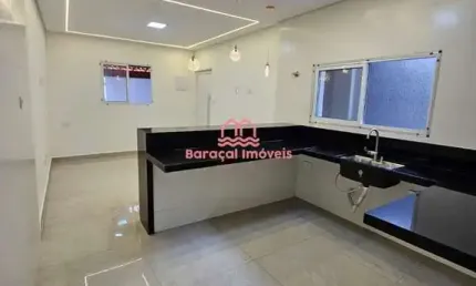 Linda casa para venda na Mirim, perto do futuro shopping e 2 quartos com 1 suíte