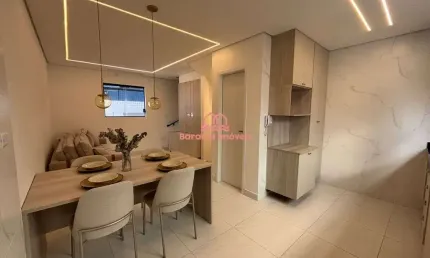 Sobrado Triplex 200 metros do Mar à Venda em Canto do Forte, Praia Grande - SP