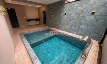 Sobrado Triplex  200 metros do Mar  à Venda em Canto do Forte, Praia Grande - SP